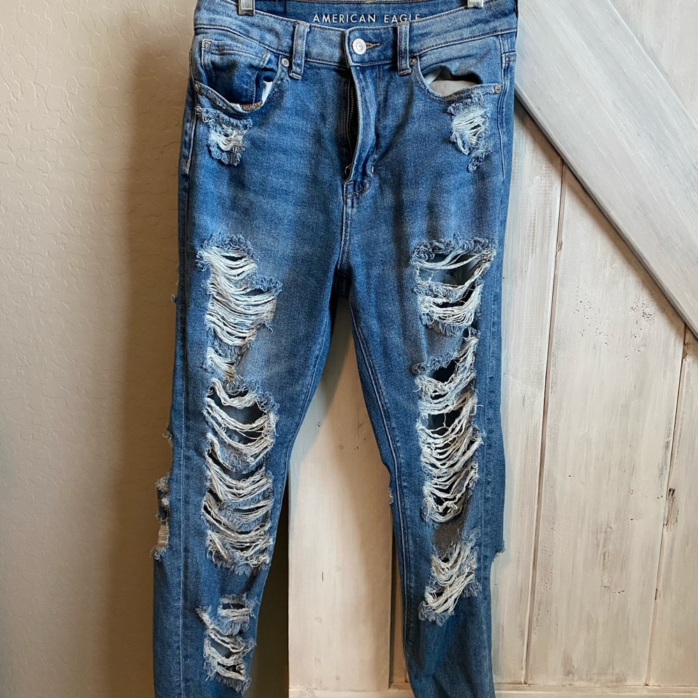 American Eagle ripped jeans